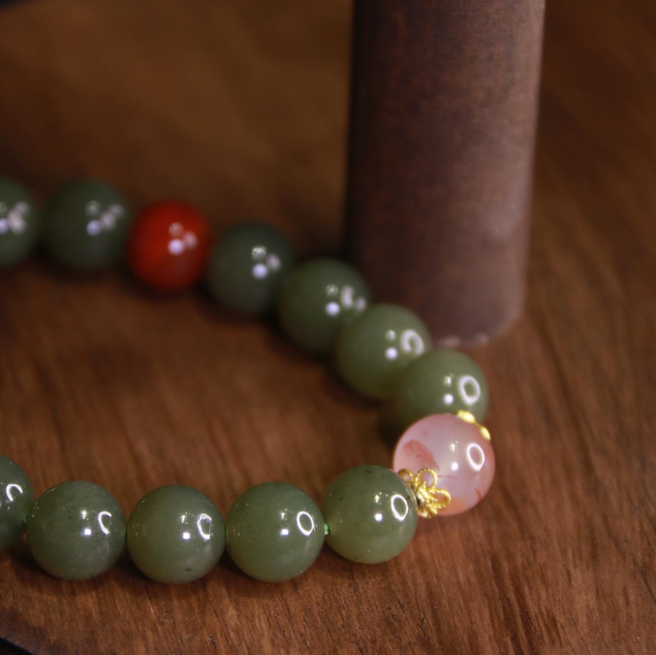 agarwood bead bracelet