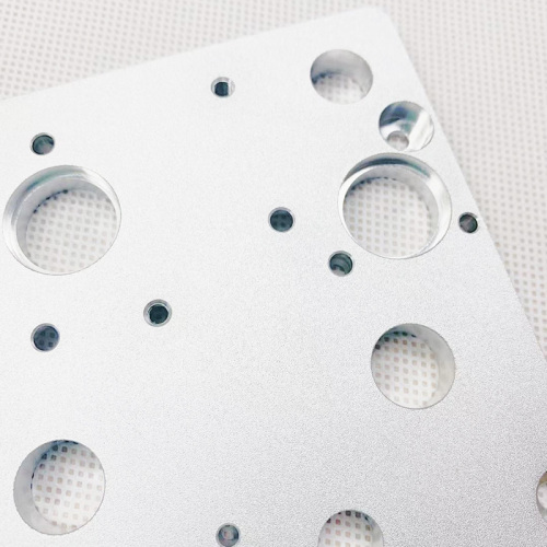 Služby 5osého CNC obrábění