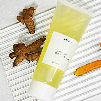 Organic Turmeric Facial Gel Cleanser for Pore Cleansing and Moisturizing