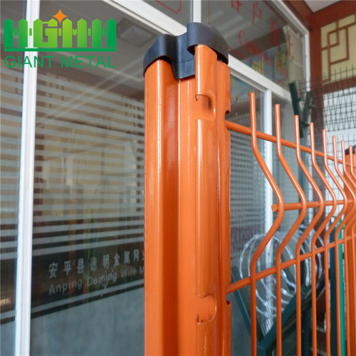 การประกันการค้า PVC Coated V Pressed Fence