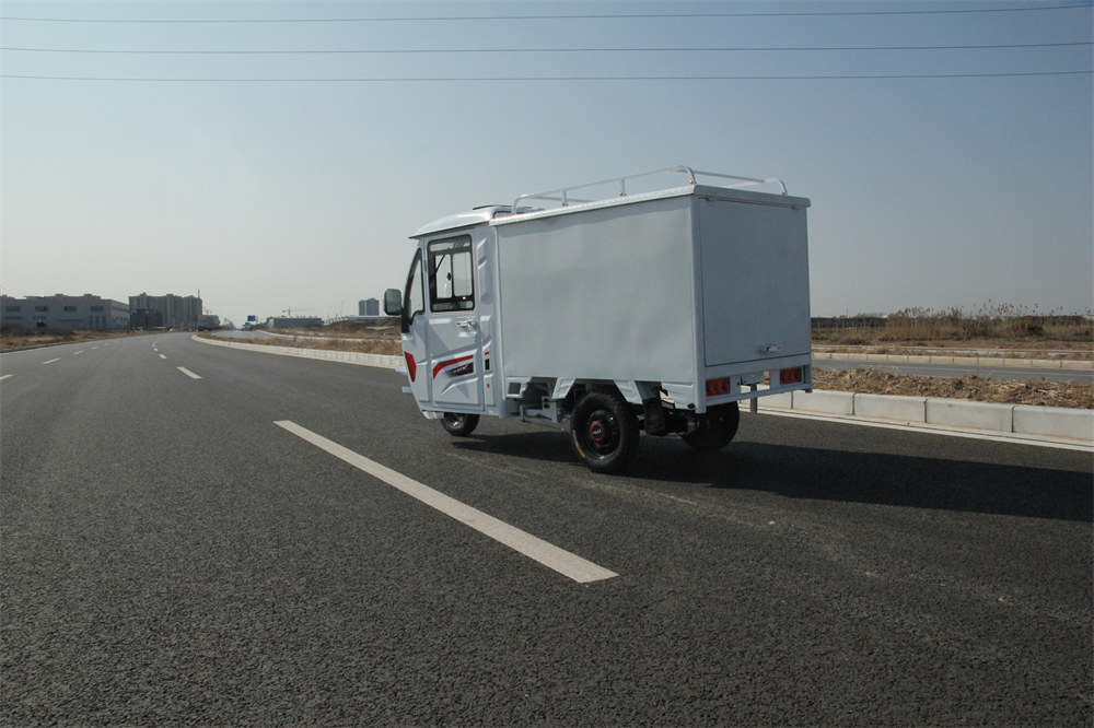 Electric Tricycle For Transporting Goods