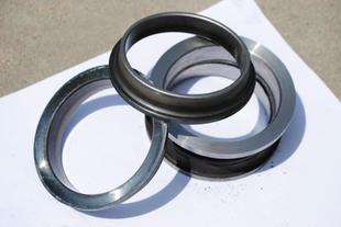 Floating oil seal
