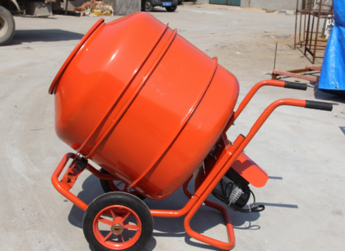 Mobile concrete mixer