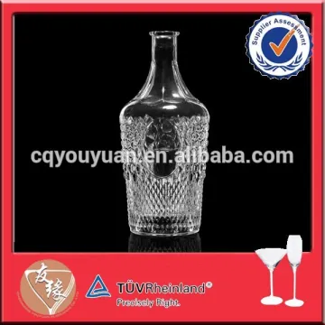 Wholesale large engraved 2 liter glass bottle for vodka and whisky