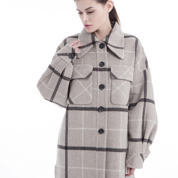 Cappotto da donna in cashmere di lana realizzato a mano