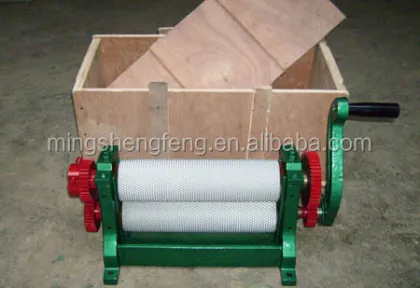 Manual Bee Wax Foundation Sheet Mills Machine