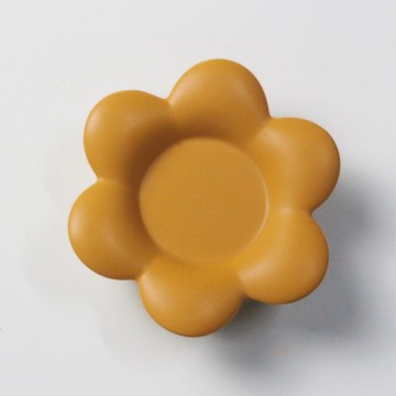 Ceramic Blooming Flowers Candle Holders - Custom Colors for Home & Event Decor