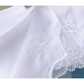 Womes witte katoenen zakdoek borduurwerk bruiloft