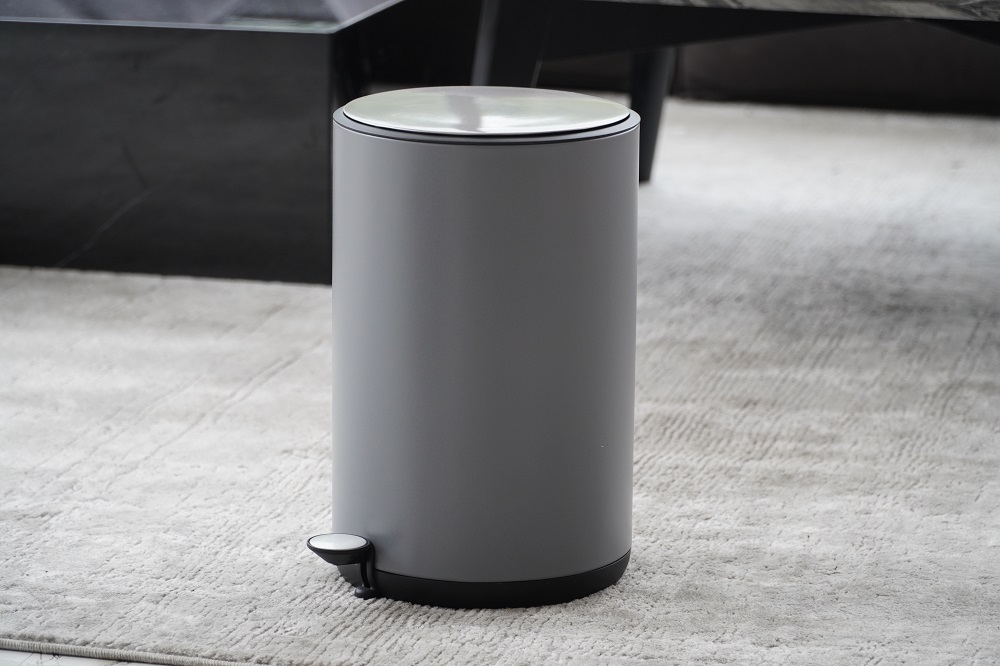 stainless steel pedal bin