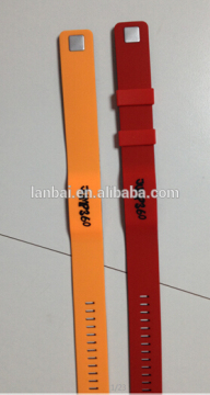 2015 Hot Sale RFID silicone wristband with custom heat-resistant chip