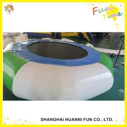 2015 newest design water fun inflatable floating trampoline