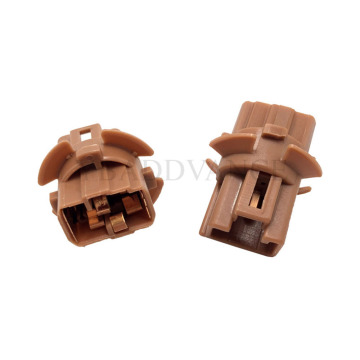 Brown Lamp Bulb Tail Light Socket for Toyota Corolla Highlander Sequoia 90075-60002