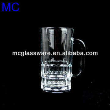 Decorative pattern glass beer mug with handle