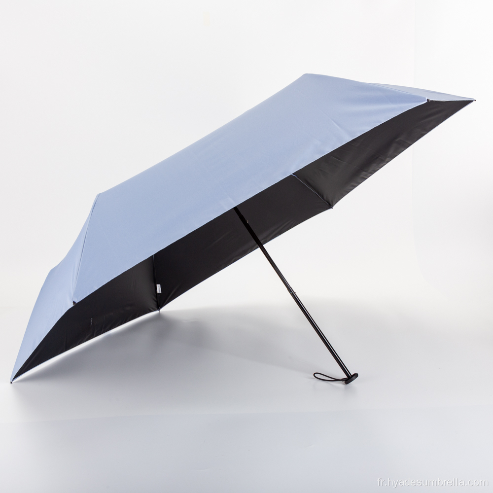Parapluie rétractable léger pour la pluie