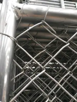 chain link fence dog kennel