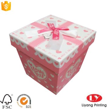 Cardboard ribbon gift packaging box with lid