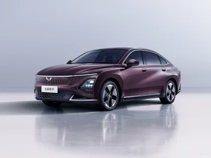 2024 Wuling Xingguang Starlight: Advanced 1.5L Hybrid New Energy Vehicle Models