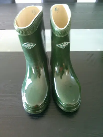 rubber safety insulated boot