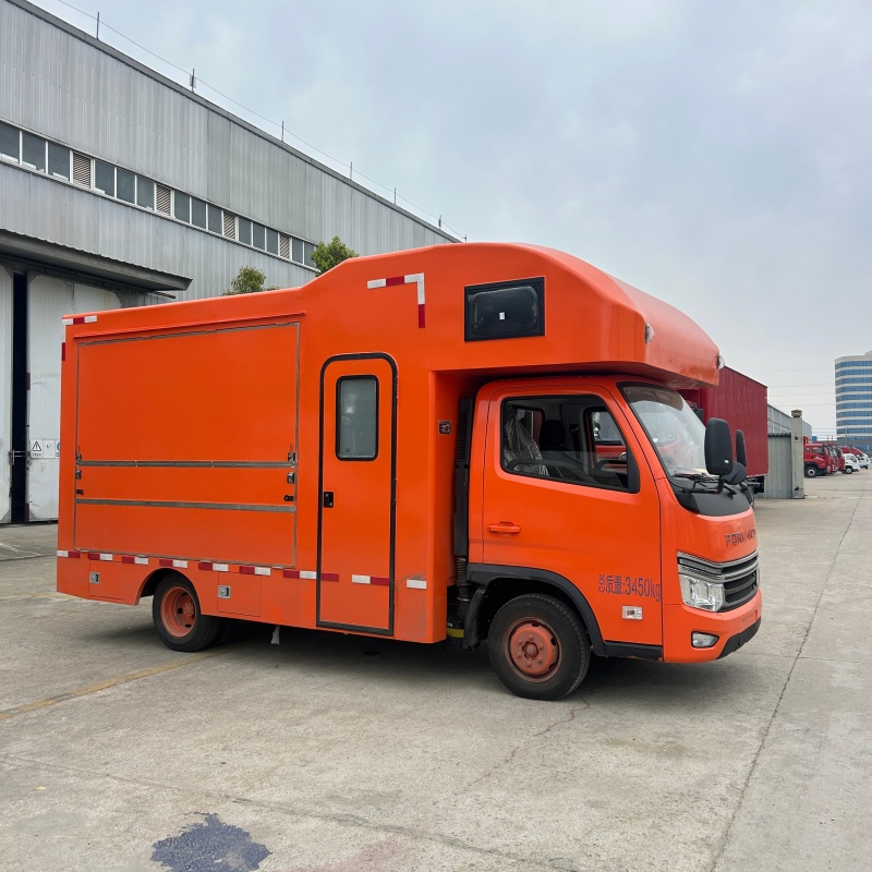 ：Banh‑Mi Truck, Van Converted Cart For Vietnamese Banh‑Mi And Asian Fusion Snacks