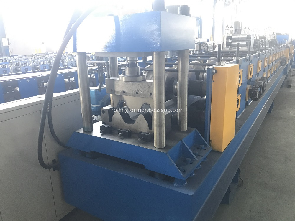 highway guard rollforming line