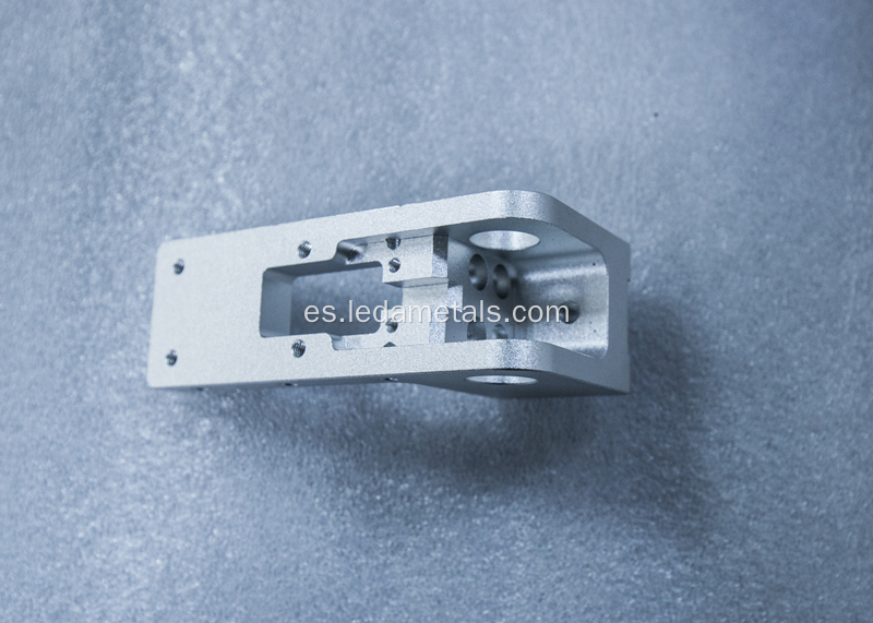 Piezas de aluminio de mecanizado de precisión CNC 5 eje personalizados