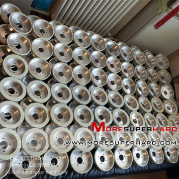 Vitrified diamond grinding wheel for grinding PCD tools