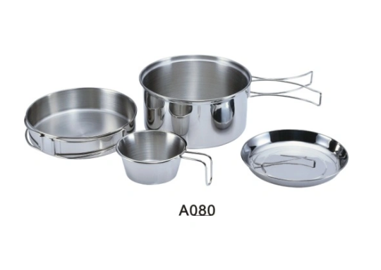 "Stainless steel camping pot with frying pan: the perfect companion for outdoor meals"