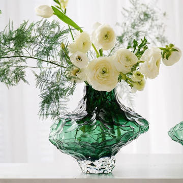 Factory Wholesale Modern Luxury Irregular Glass Vases
