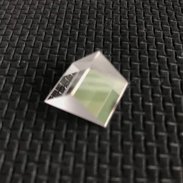 Optical roof prism binoculars