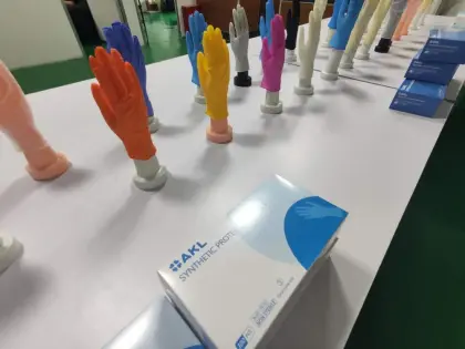 AKL Nitrile gloves