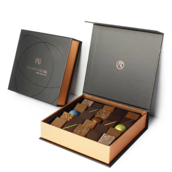 Magnetic Paper Chocolate Packaging Gift Boxes with Divider