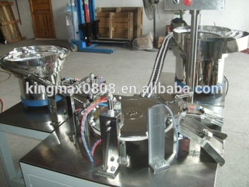 cap wadding inserting machine