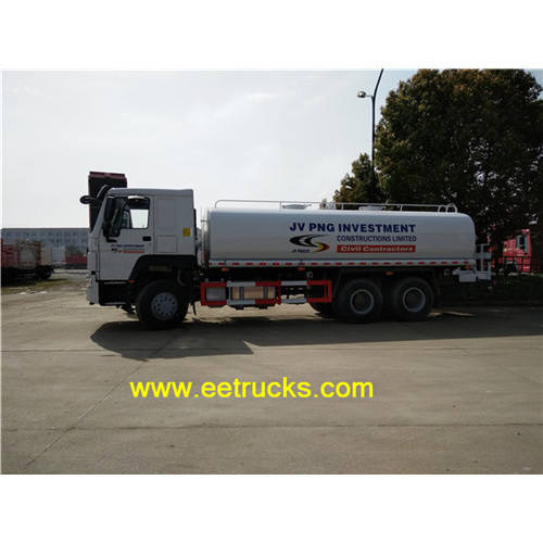 SINOTRUK 10 Sprinklers de limpieza de calles Wheeler