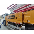 Използвана бетонна помпена машина xcmg hb47v