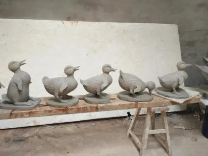 Garden decoration metal duck statue bronze mother and baby duck sculpture