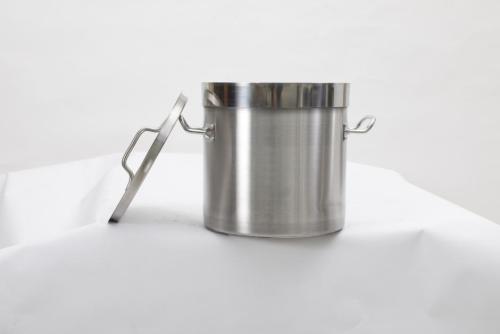 Panci sup stainless steel dengan tertutup