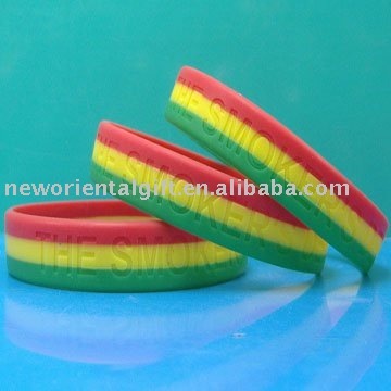 segmented color silicon bracelet