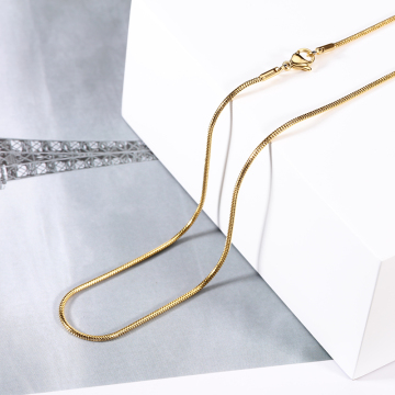 Hot Selling Anti-Tarnish Stainless Steel Square Snake Chain with Titanium Steel Vacuum Gold Plating: Stylish Fashion Accessories