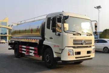 Effective volume 15 CBM milkt truck transport milk