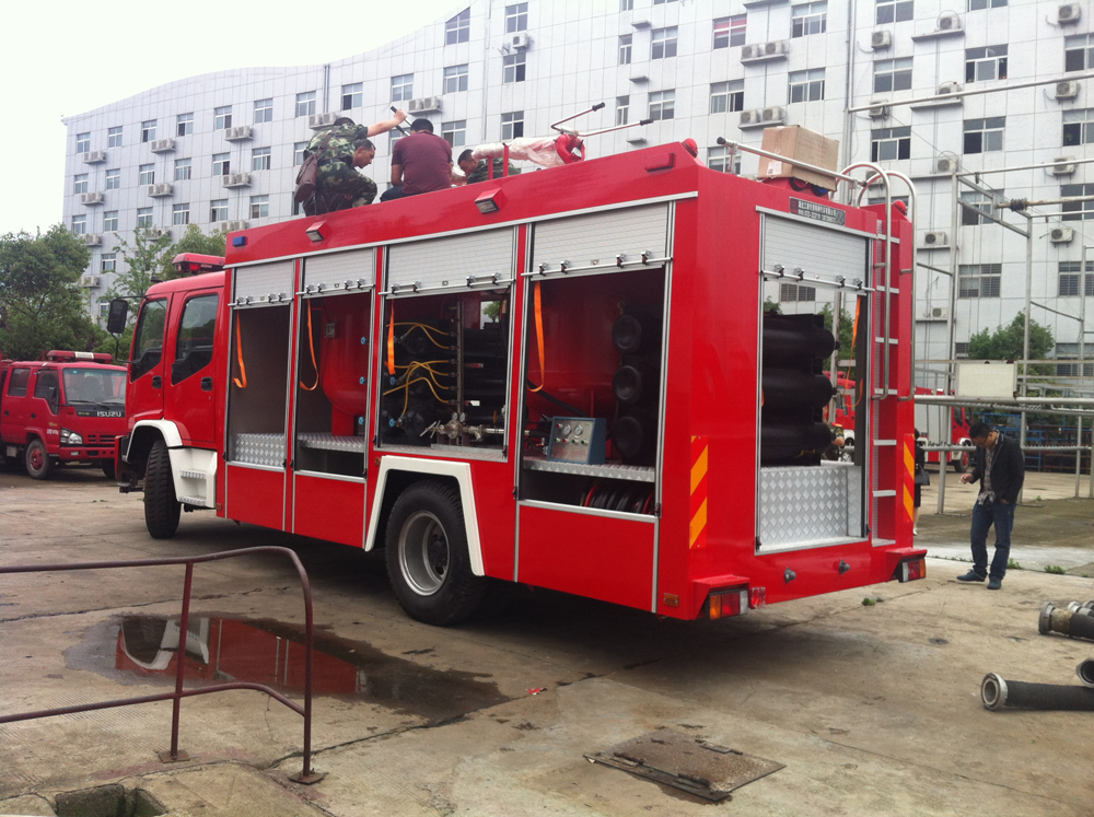 Powder fire truck 2