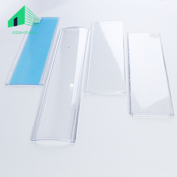 Profils en polycarbonate transparent pour les liens d'obturation à rouleaux