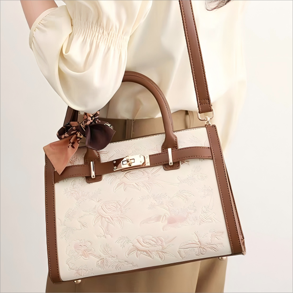 맞춤형 여성 자수 핸드백 Customized women's embroidered handbag