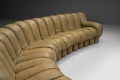 Kết hợp sofa hình rắn de sede