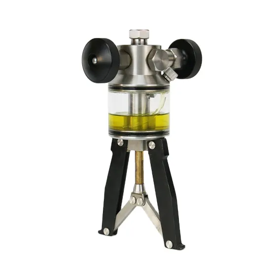 High-Accuracy Clouds Pneumatic Automatic Pressure Calibrator: A Compact, Digital, and Portable Tester Calibration Pump