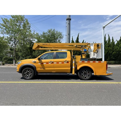 Грузовик с подъемной платформой с поворотной стрелой 12 м, 40 футов