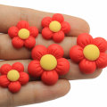 Neuestes Design 20mm Resin Red Flower Nail Art Craft Schleimharz Charms