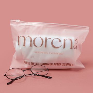 Custom Frosted Plastic Ziplock Bags for T-Shirt Packaging