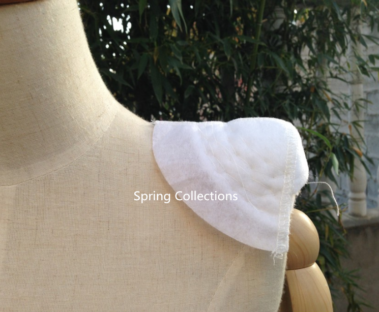 2pairs Thick 25mm White/Black High Shoulder Padded Shoulder Padding Encryption for Blazer Clothes Sewing Accessories