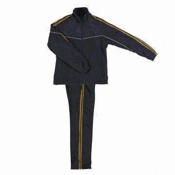 Men's Tracksuit with Fashionable Design, Made of 100% Polyester, Highly Water-resistant