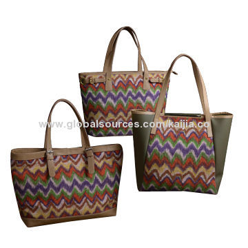 2014 New Women's PU Tote Bag in Multi-zigzag Print Pattern,Suitable for Summer Beach Outing